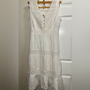 COPY - Pretty white Maxi cotton dress NWT perfect for fall